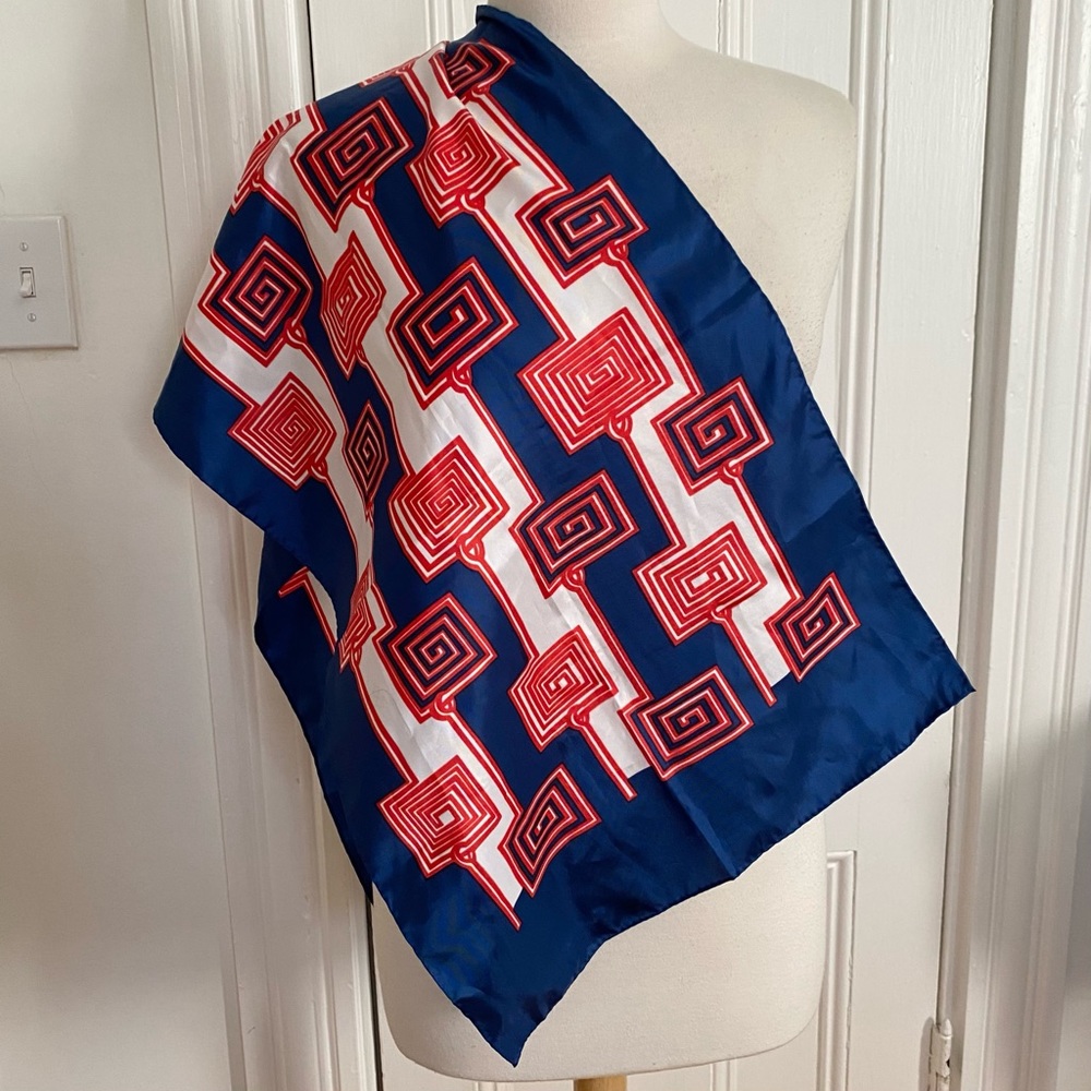 Vintage 70s Sillook Long Scarf Red White & Navy Blue Geometric 15" x 46" - Picture 2 of 15